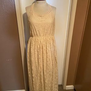Maxi Lace dress